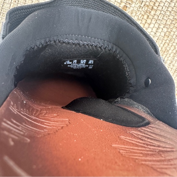 BZEES Kitty Comfort Clog Gel Cushioned Size 9 1/2 Black - Picture 12 of 15